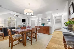 7439 Hurstbourne Green Dr, Charlotte, NC 28277 - Photo 8