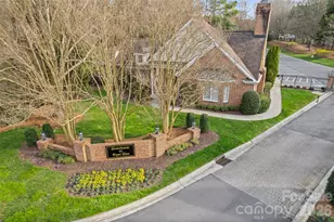 7439 Hurstbourne Green Dr, Charlotte, NC 28277 - Photo 28