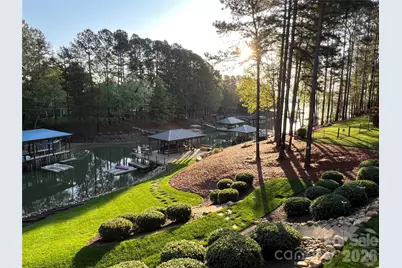 9156 Fair Oak Drive, Sherrills Ford, NC 28673 - Photo 36