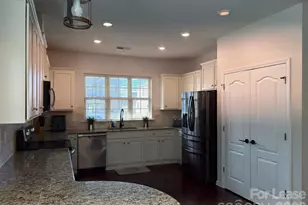 1055 Delridge St, Waxhaw, NC 28173 - Photo 6