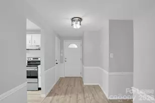 2427 Studley Pl, Charlotte, NC 28212 - Photo 6