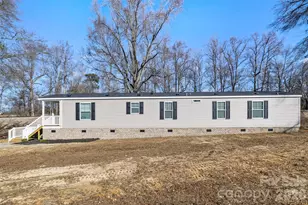 4049 Old Camden Hwy, Heath Springs, SC 29058 - Photo 2
