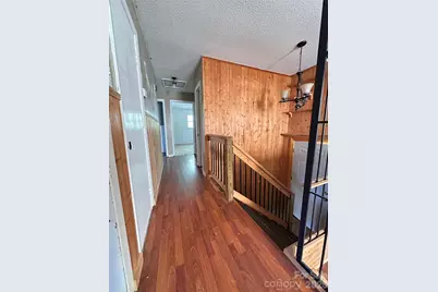 621 E 11th Street, Newton, NC 28658 - Photo 14