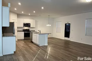 11004 Wickenden Wy, Charlotte, NC 28214 - Photo 4