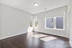 928 Westbrook Dr, Charlotte, NC 28202 - Photo 16