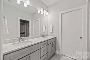 928 Westbrook Dr, Charlotte, NC 28202 - Photo 20