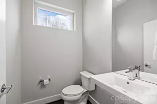 928 Westbrook Dr, Charlotte, NC 28202 - Photo 2