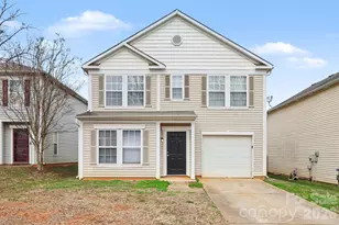 4226 Quinn Drive, Charlotte, NC 28269 - Photo 1