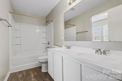 4226 Quinn Drive, Charlotte, NC 28269 - Photo 16