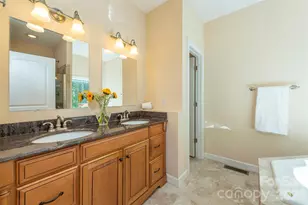 75 Noble Rd, Fairview, NC 28730 - Photo 24