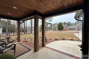 2015 Country Club Dr, Lancaster, SC 29720 - Photo 4