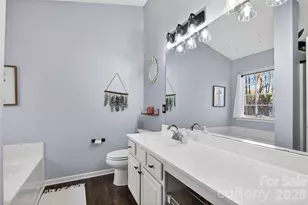 8704 Laurel Run Dr, Charlotte, NC 28269 - Photo 32