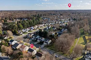 8704 Laurel Run Dr, Charlotte, NC 28269 - Photo 10