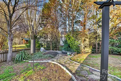 8704 Laurel Run Drive, Charlotte, NC 28269 - Photo 16