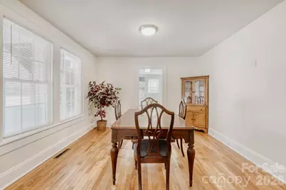 639 E Iredell Avenue, Mooresville, NC 28115 - Photo 8