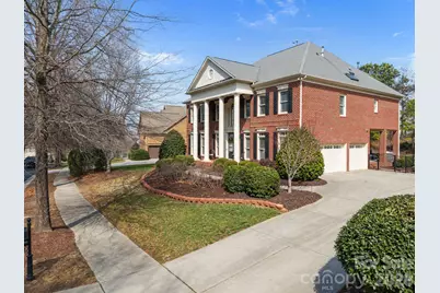 9418 Wallace Pond Drive, Huntersville, NC 28078 - Photo 2