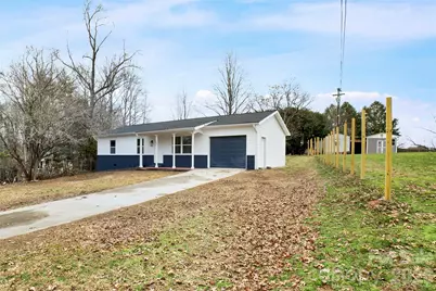 1801 Highland Avenue, Morganton, NC 28655 - Photo 2