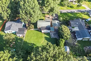 5212 Wales St, Charlotte, NC 28269 - Photo 10