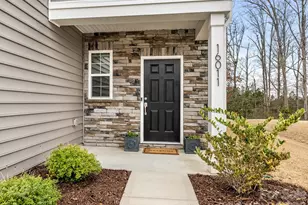 16011 Seagard Cv, Charlotte, NC 28278 - Photo 2