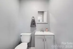 537 Kentbrook Dr, Charlotte, NC 28213 - Photo 14