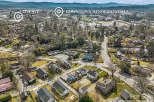 609 Edgewood Ave, Hendersonville, NC 28792 - Photo 32