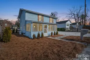 609 Edgewood Ave, Hendersonville, NC 28792 - Photo 1