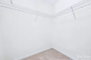 9977 Reindeer Way Ln, Charlotte, NC 28216 - Photo 18