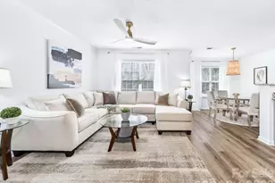 9977 Reindeer Way Ln, Charlotte, NC 28216 - Photo 8