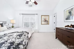 9977 Reindeer Way Ln, Charlotte, NC 28216 - Photo 16