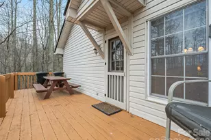 24 Abbey Ln, Hendersonville, NC 28739 - Photo 32