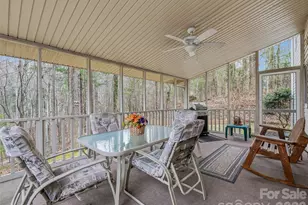 24 Abbey Ln, Hendersonville, NC 28739 - Photo 34