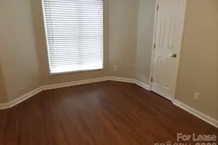 1109 E Morehead St, Charlotte, NC 28204 - Photo 8