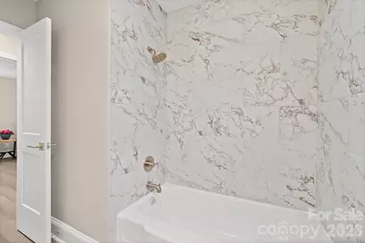 4035 Sheffield Drive, Charlotte, NC 28205 - Photo 16