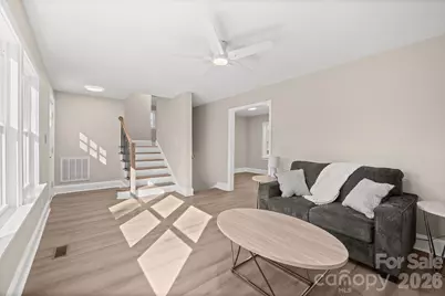 4035 Sheffield Drive, Charlotte, NC 28205 - Photo 4