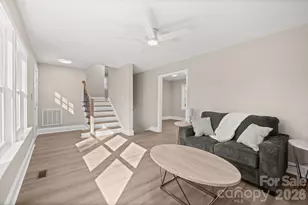 4035 Sheffield Dr, Charlotte, NC 28205 - Photo 4