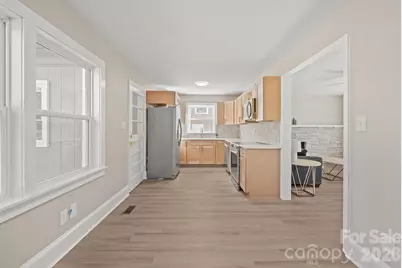 4035 Sheffield Drive, Charlotte, NC 28205 - Photo 10