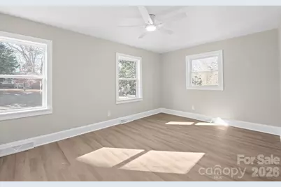 4035 Sheffield Drive, Charlotte, NC 28205 - Photo 24