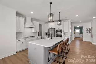 8604 Bridgegate Dr, Huntersville, NC 28078 - Photo 6