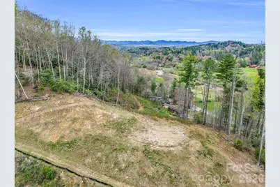 97 Yale Road, Hendersonville, NC 28739 - Photo 10