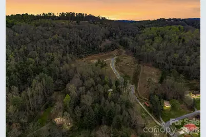 97 Yale Road, Hendersonville, NC 28739 - Photo 6