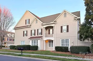 11704 Easthampton Cir, Charlotte, NC 28277 - Photo 2