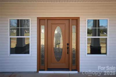 2362 21st Avenue NE, Hickory, NC 28601 - Photo 4