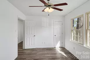 5308 River Falls Dr, Charlotte, NC 28215 - Photo 10