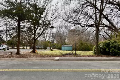 20724 Catawba Avenue #11, Cornelius, NC 28031 - Photo 2