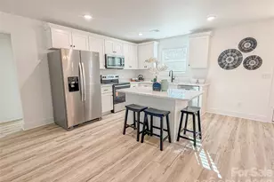 1301 Mt Vernon Ave, Kannapolis, NC 28083 - Photo 2