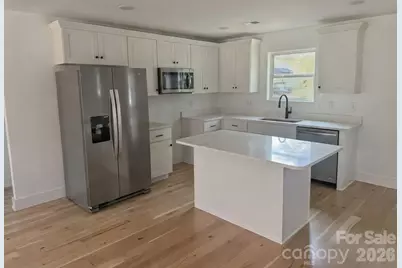 1301 Mt Vernon Avenue, Kannapolis, NC 28083 - Photo 2