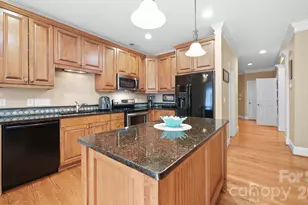 804 Talking Stick Ln, Fort Mill, SC 29708 - Photo 4