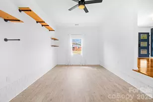 4127 Strangford Ave, Charlotte, NC 28215 - Photo 16