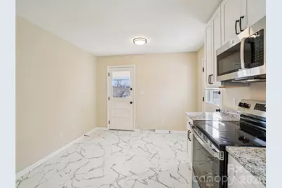 23 Starmount Drive, Asheville, NC 28806 - Photo 12