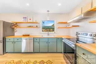 11 Clinton St, Weaverville, NC 28787 - Photo 14